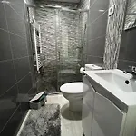 Casa Flores Ll